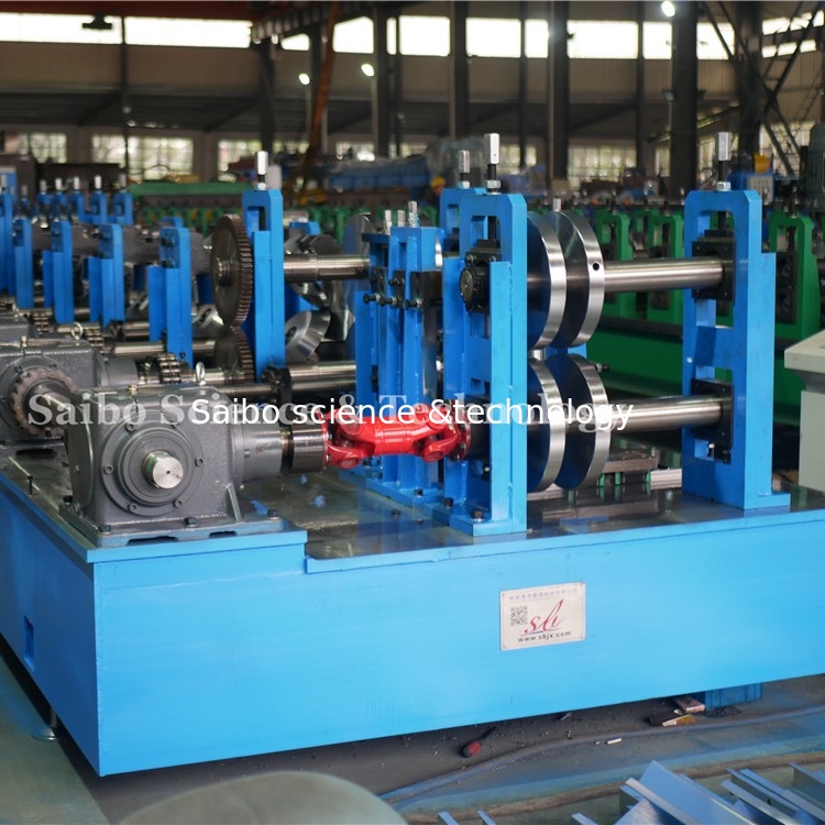 Cold 15-20m/Min Speed Cz Purlin Roll Forming Machine Voltage 380v/50hz/3phase